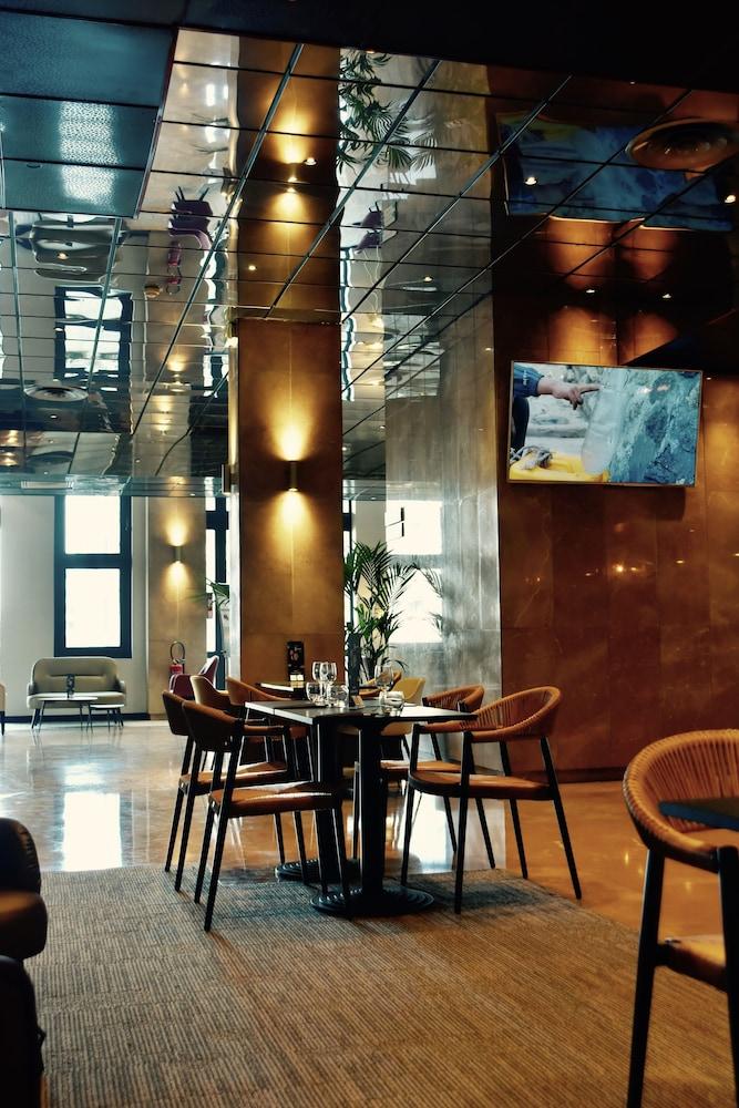 Ibis Paris Porte De Bercy Hotel 3*