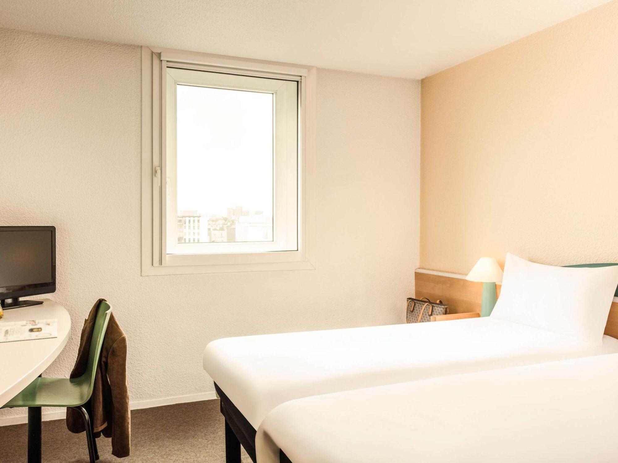 Ibis Paris Porte De Bercy Hotel