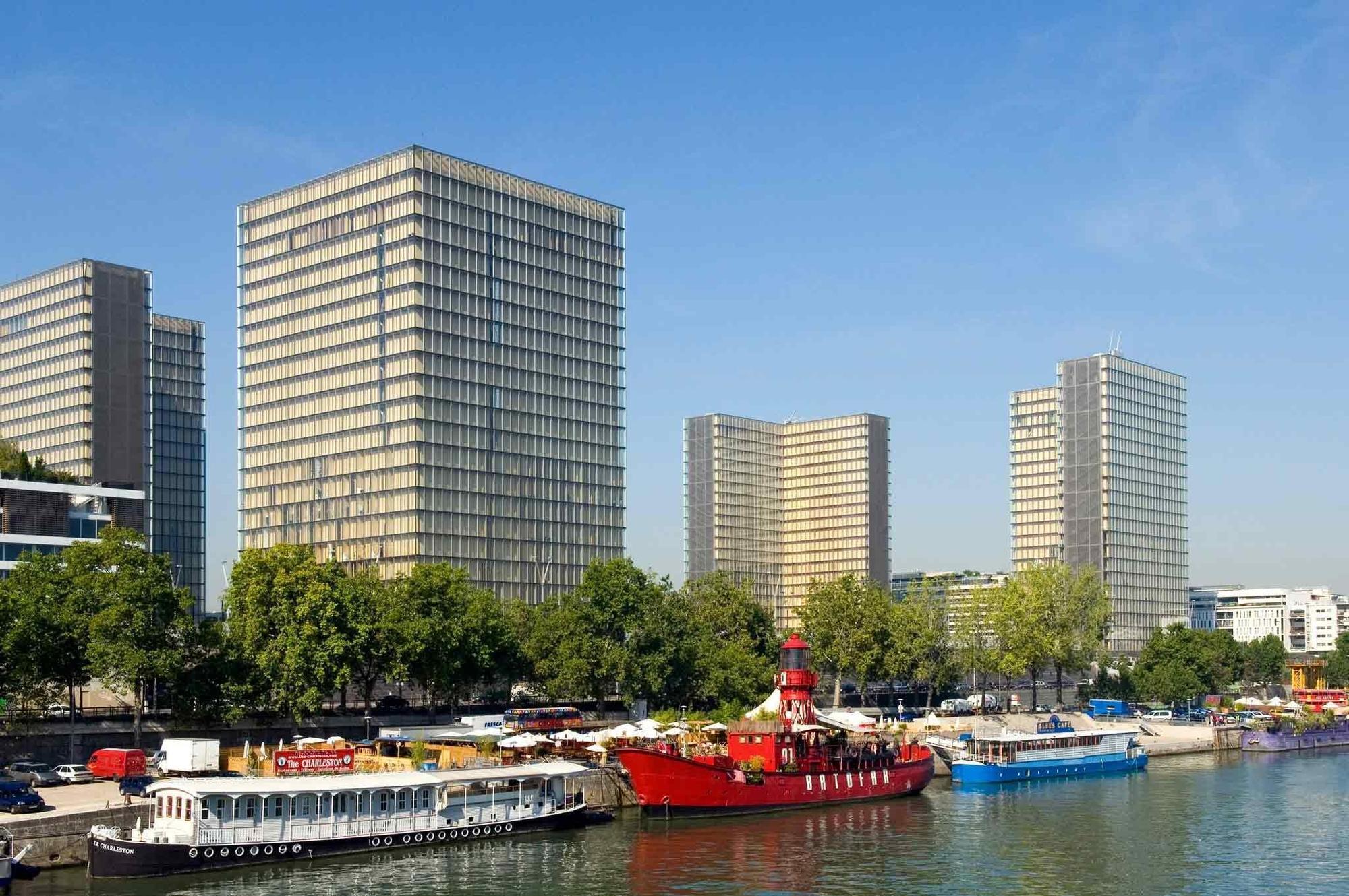 Hotel Ibis Paris Porte De Bercy 3*